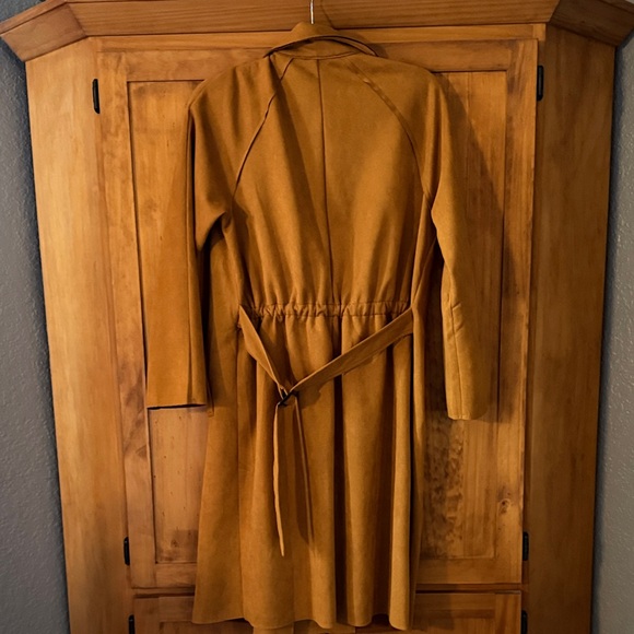 FAVLUX Women's Mustard Trench Coat - Picture 3 of 5